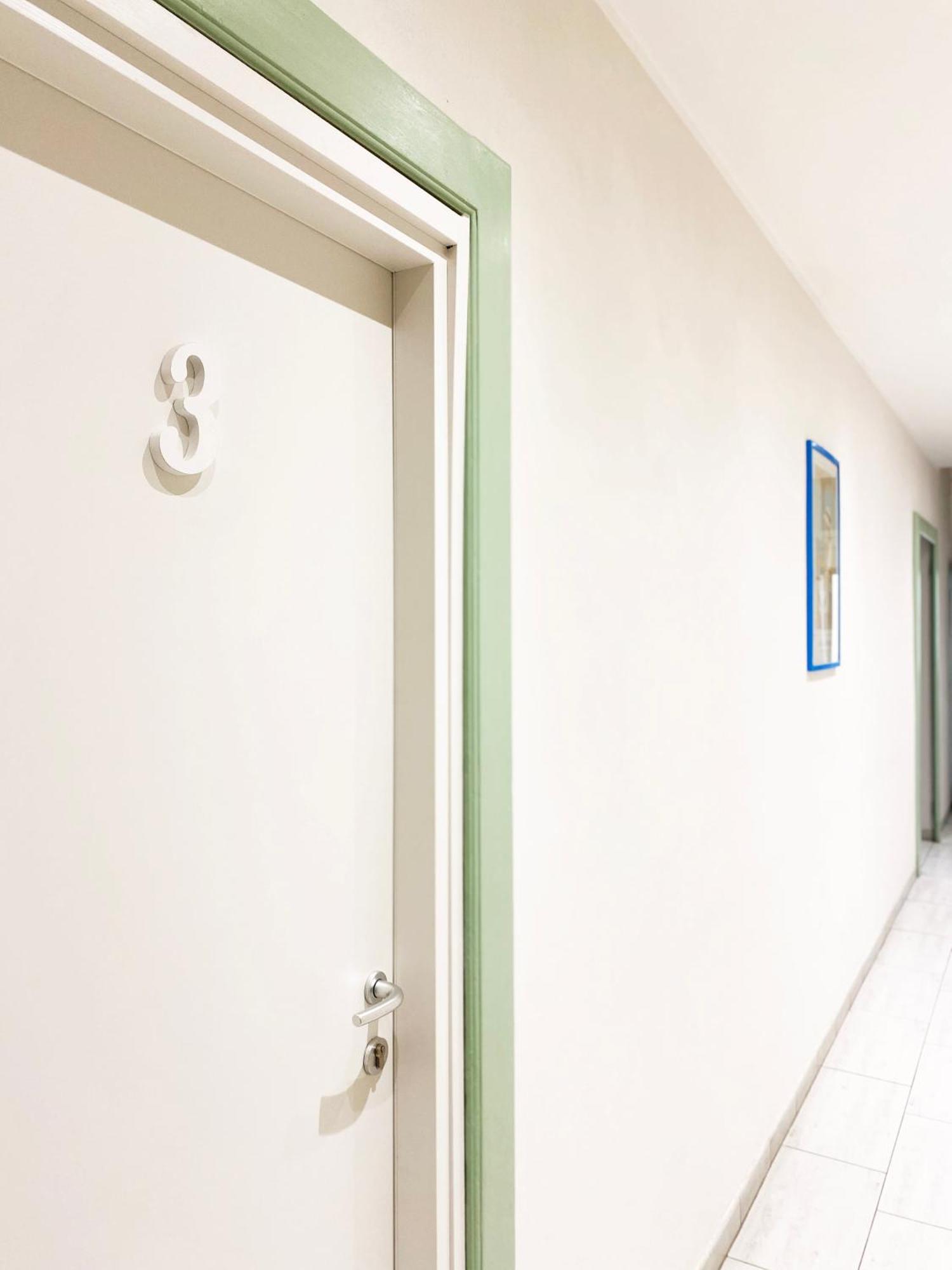 Easyrooms One Parma Luaran gambar